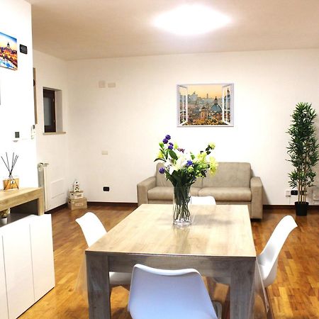 Minerva House - Airport And Fiera Apartment Fiumicino Bagian luar foto