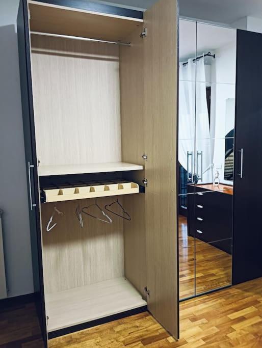 Minerva House - Airport And Fiera Apartment Fiumicino Bagian luar foto
