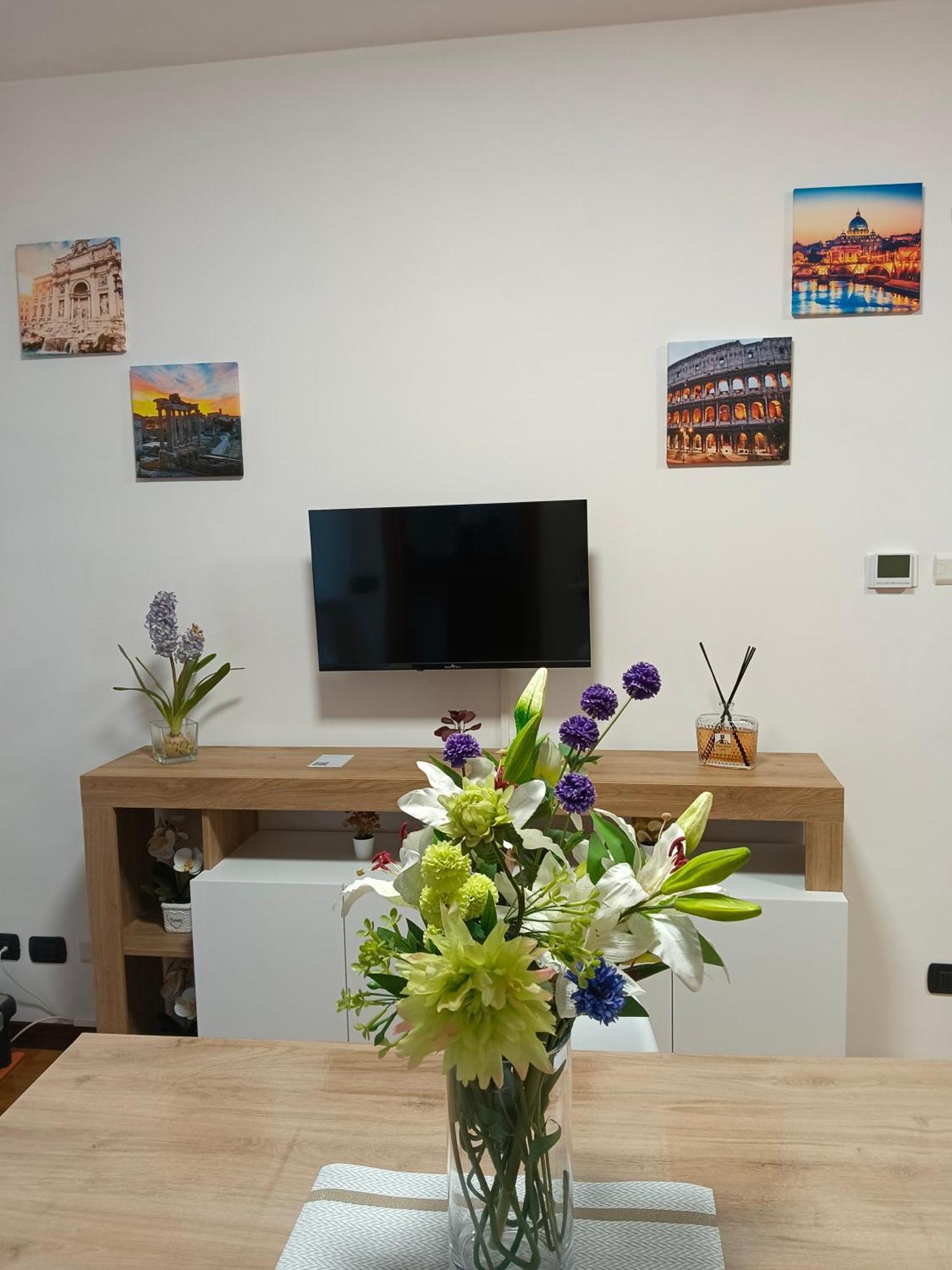 Minerva House - Airport And Fiera Apartment Fiumicino Bagian luar foto